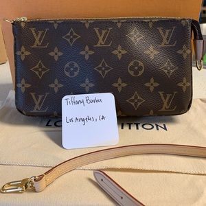 SOLD Louis Vuitton Pochette Accessories